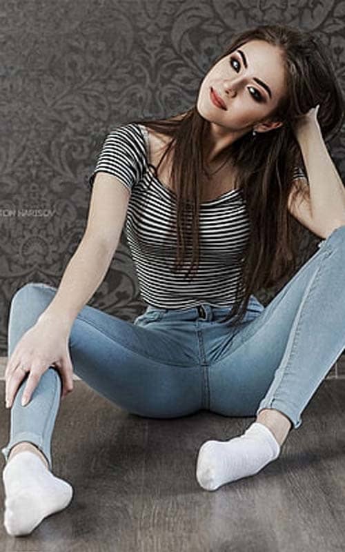 House Wife Call Girls Delhi